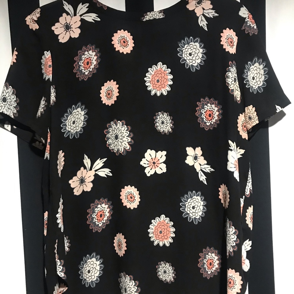 062 Loft Sheer Flowery Top
